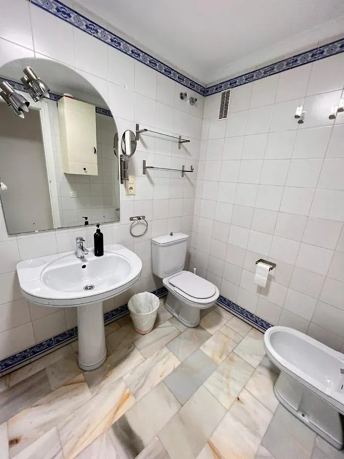 Apartamentos Malagatravelbook Piscina Y Parking Gratis 0*, Malaga
