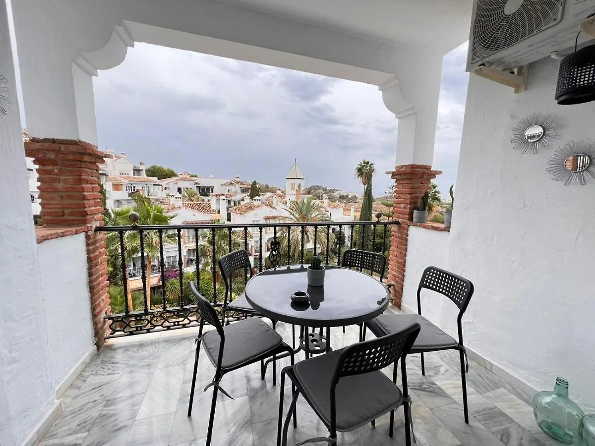 Apartamentos Malagatravelbook Piscina Y Parking Gratis 0*, Malaga Spain
