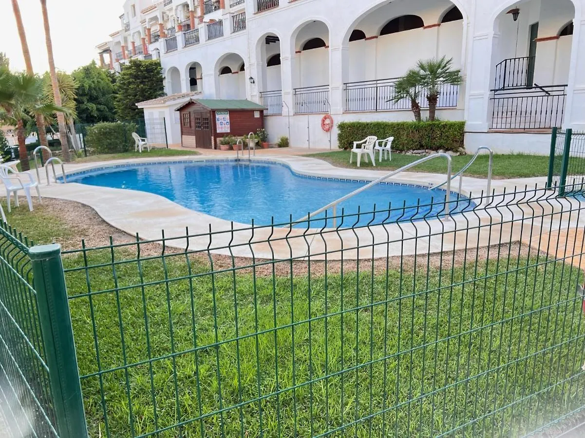 Apartamentos Malagatravelbook Piscina Y Parking Gratis