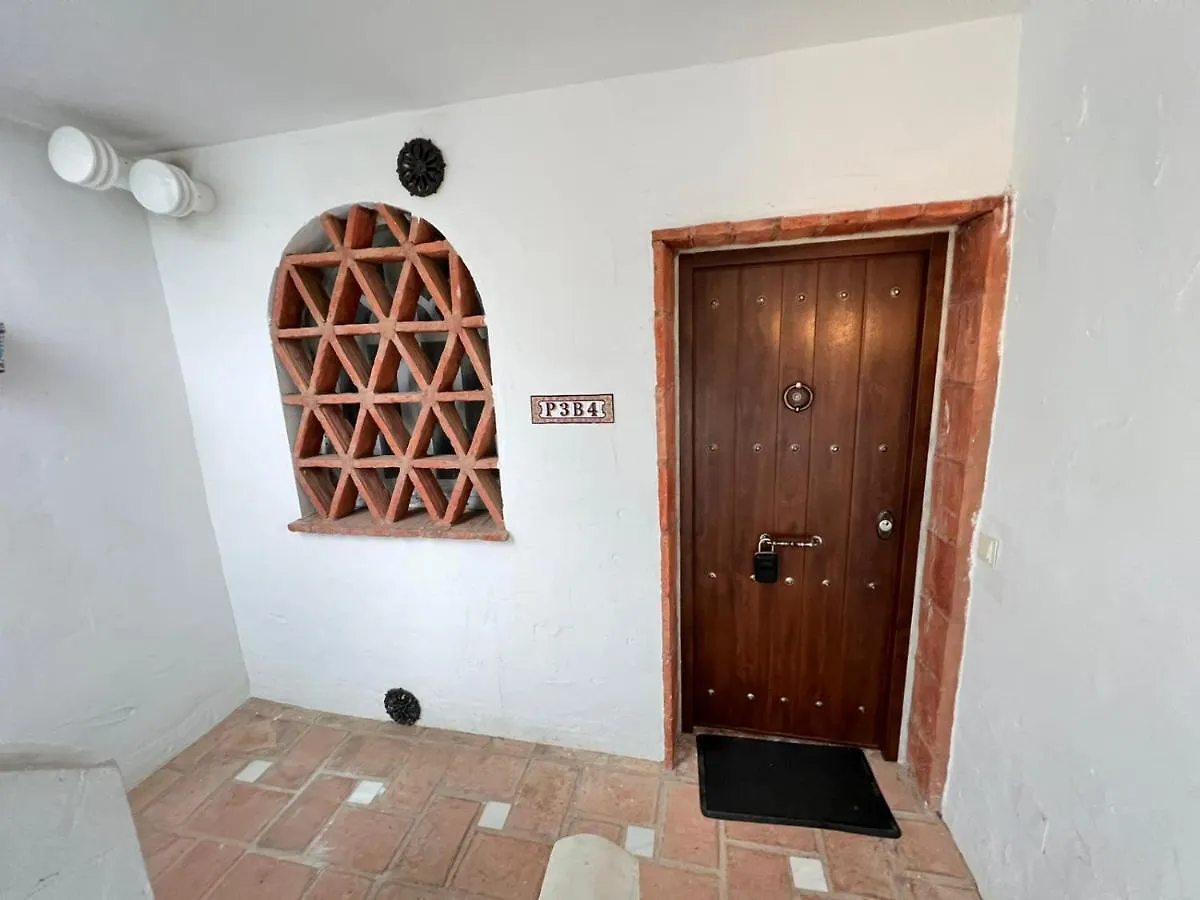 Apartamentos Malagatravelbook Piscina Y Parking Gratis Spain
